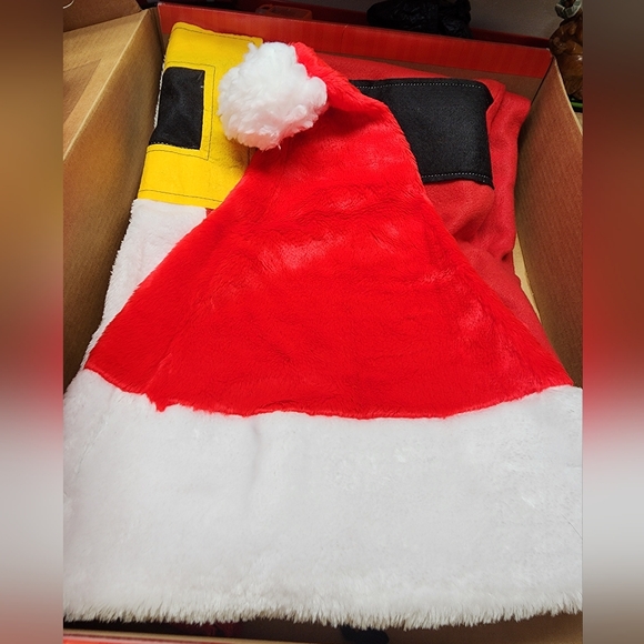 Halco Santa suit size large - Picture 6 of 9